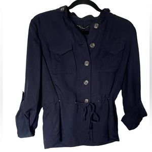 NWT WHITE HOUSE BLACK MARKET button front top, size 4, classic navy